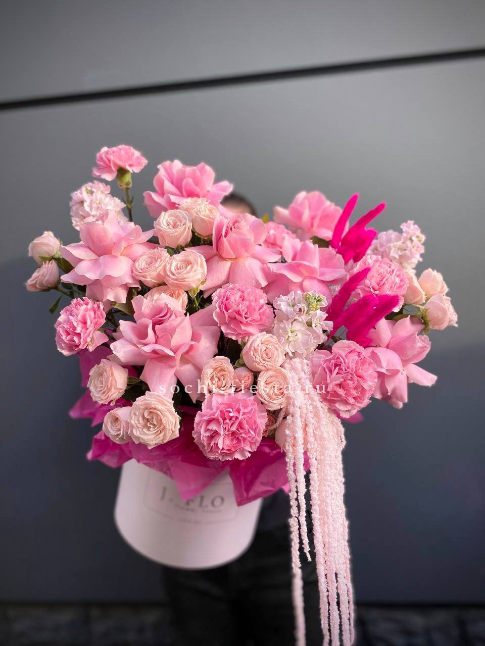 Цветы в коробках — купить в Ярославле