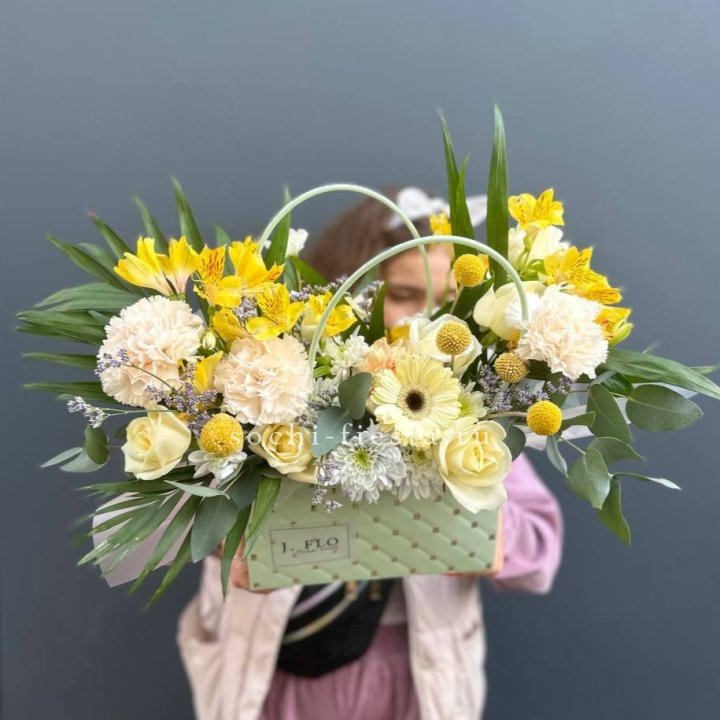 Сумочка с розами "Эпиа" в Ярославле