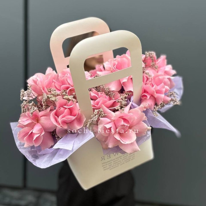 Сумочка розовых роз "Плинки" в Ярославле