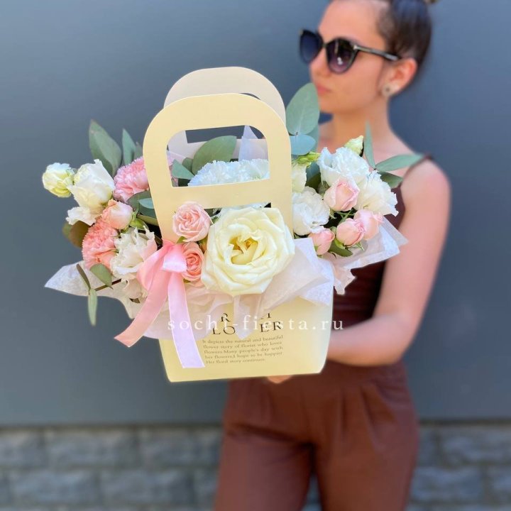 Цветочная сумочка "Рафаэль" в Ярославле