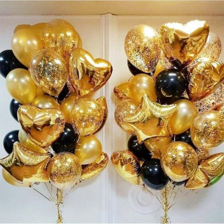 Фонтан шаров "Чёрное золото" в Ярославле