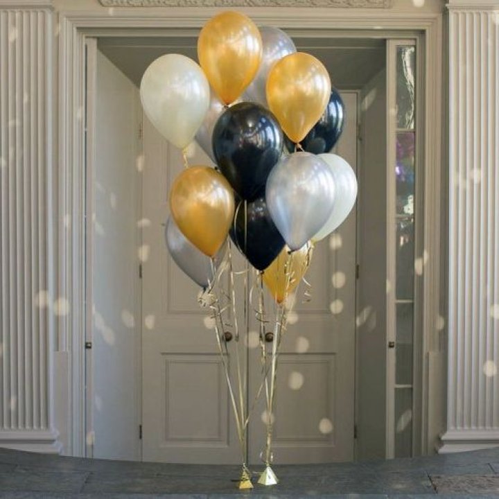 Фонтан шаров "Фаерворк" в Ярославле