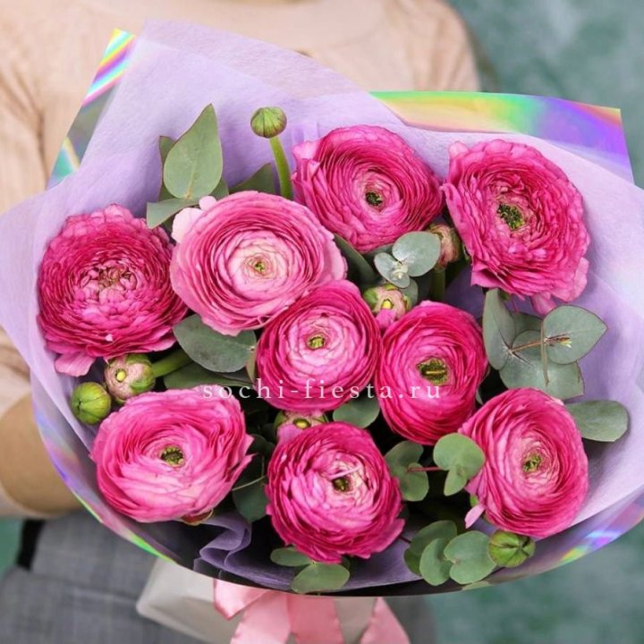 Ранункулюсы с эвкалиптом №2 в Ярославле