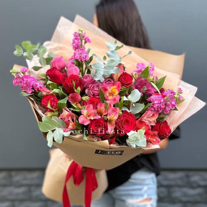 Дизайнерский букет №3 в Ярославле