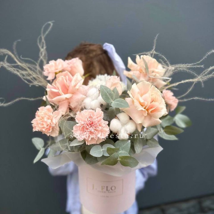 Цветочный бокс "Лесия" в Ярославле