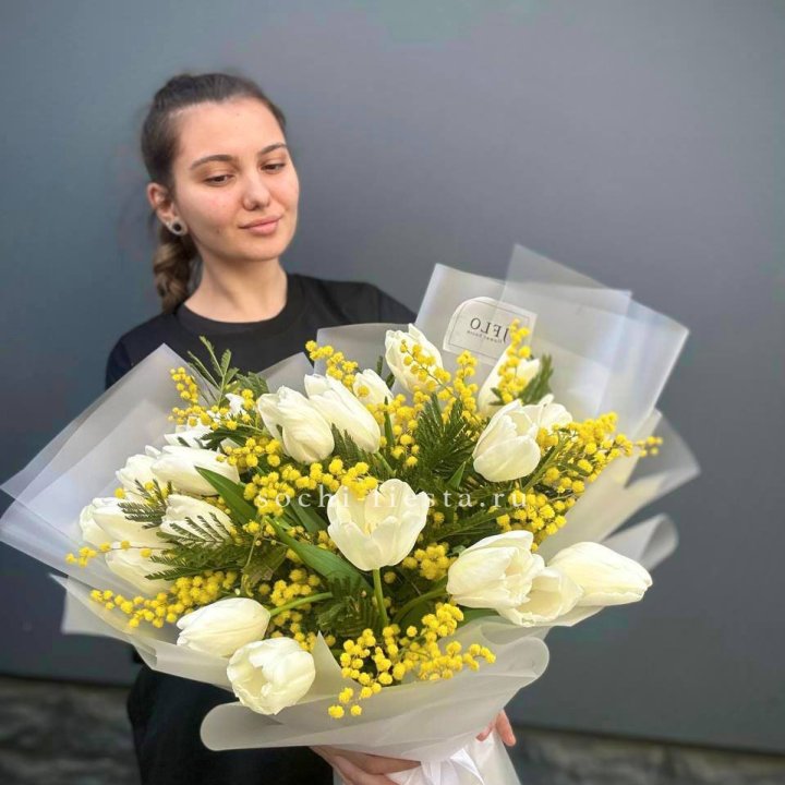 Букет тюльпанов и мимозы в Ярославле