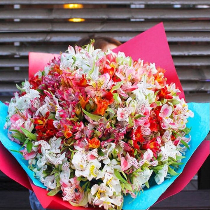 101 альстромерия в Ярославле