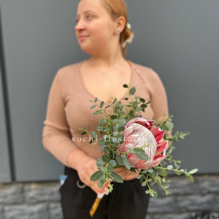 Свадебный букет "Протея" в Ярославле