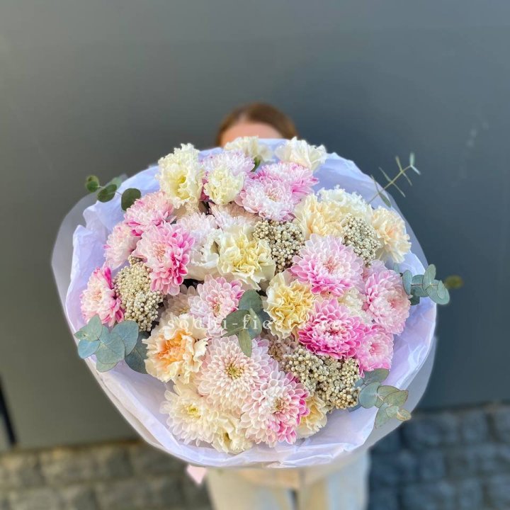 Букет из стойких цветов  в Ярославле