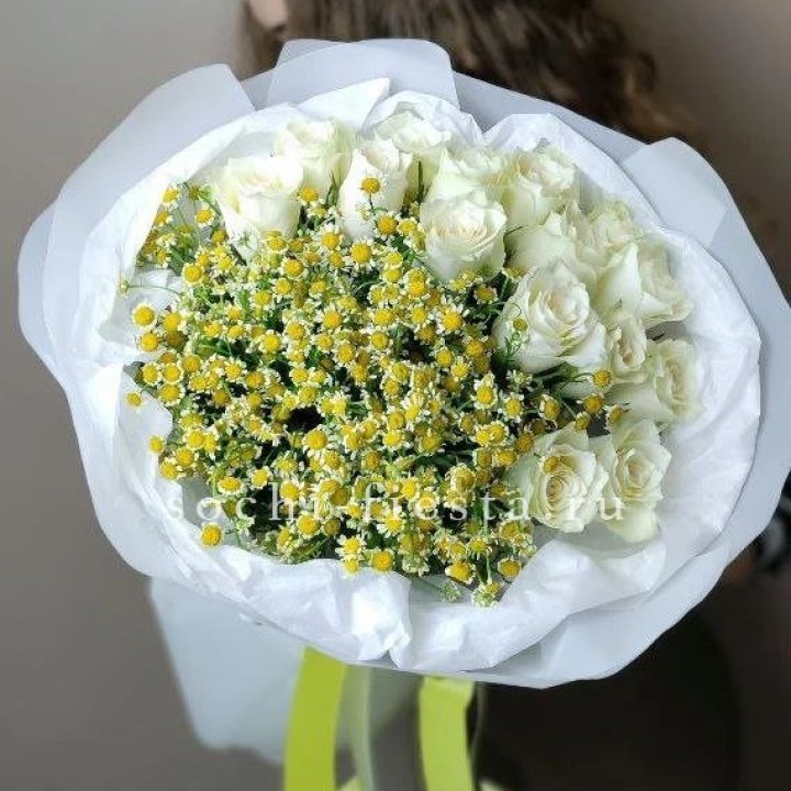 Букет ромашек и роз "Полина" в Ярославле