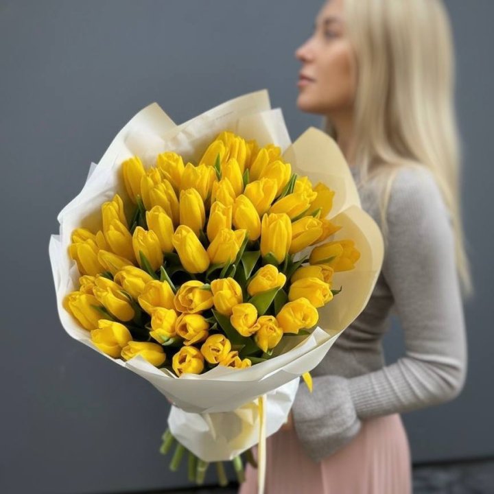 51 желтый тюльпан в Ярославле