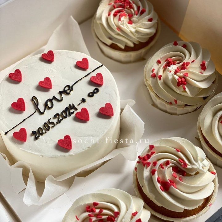 Капкейки и бенто-торт "Любимые" в Ярославле