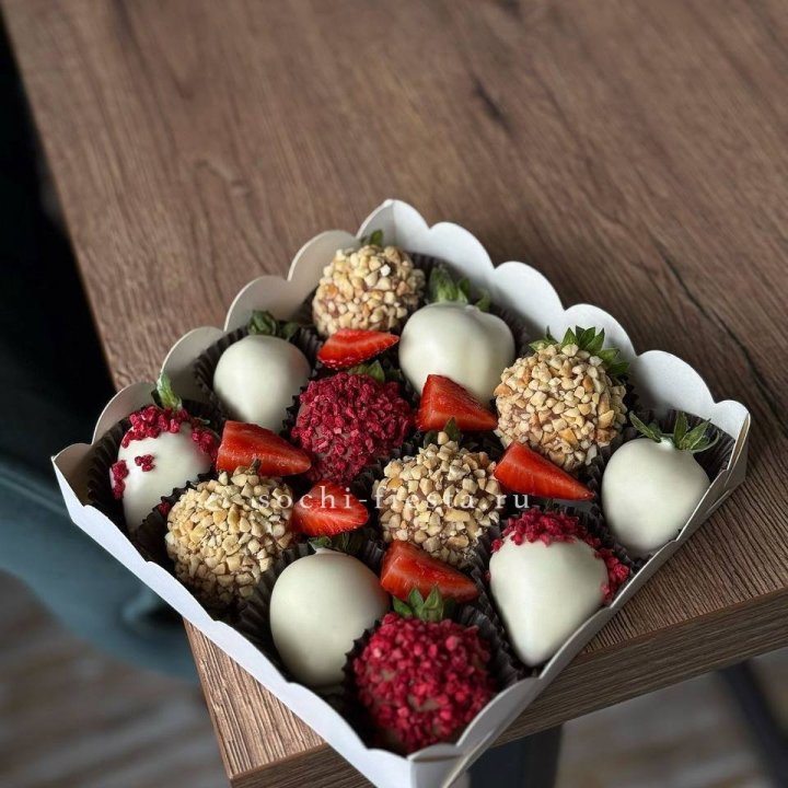 Клубника в шоколаде 12 ягод №2 в Ярославле