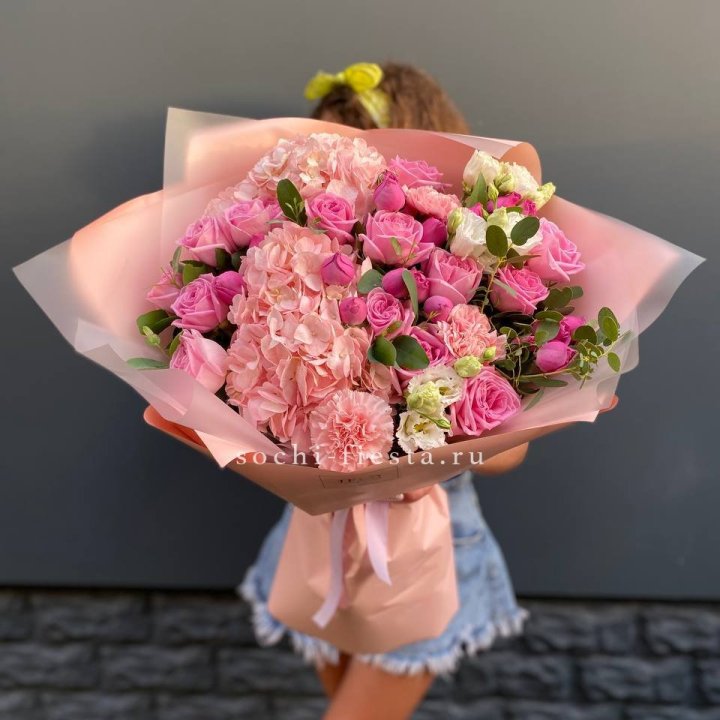 Авторский букет "Восторг" в Ярославле