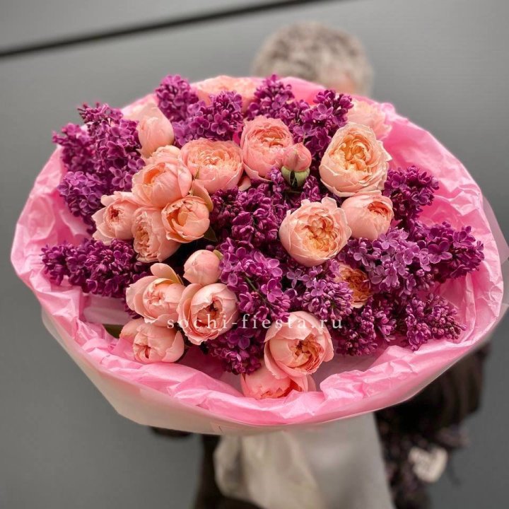  Дуо букет из кустовых роз и сирени в Ярославле