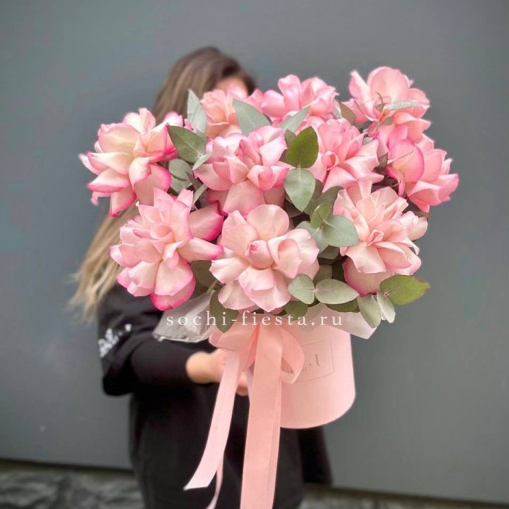 11 Фрунцузских роз "Венди" в Ярославле