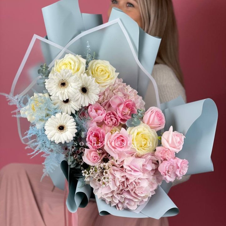 Дизайнерский букет "Адель" в Ярославле