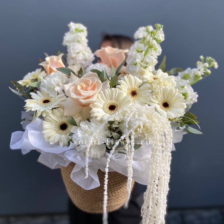Цветы в джутовом кашпо "Валери" в Ярославле