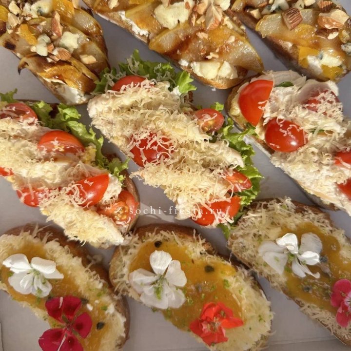 Брускетта «3 вкуса» в Ярославле