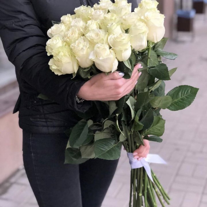Голландские розы белые в Ярославле