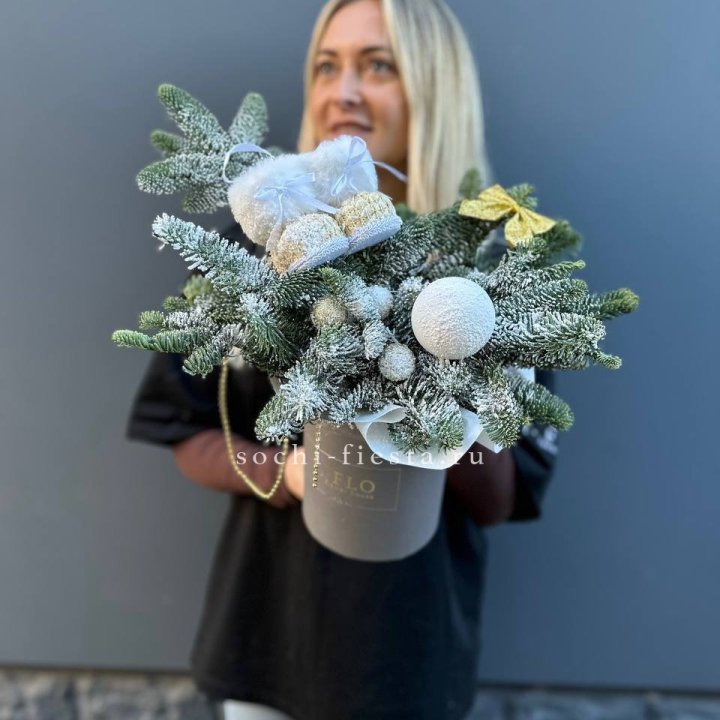 Новогодний бокс "Ботс голд" в Ярославле