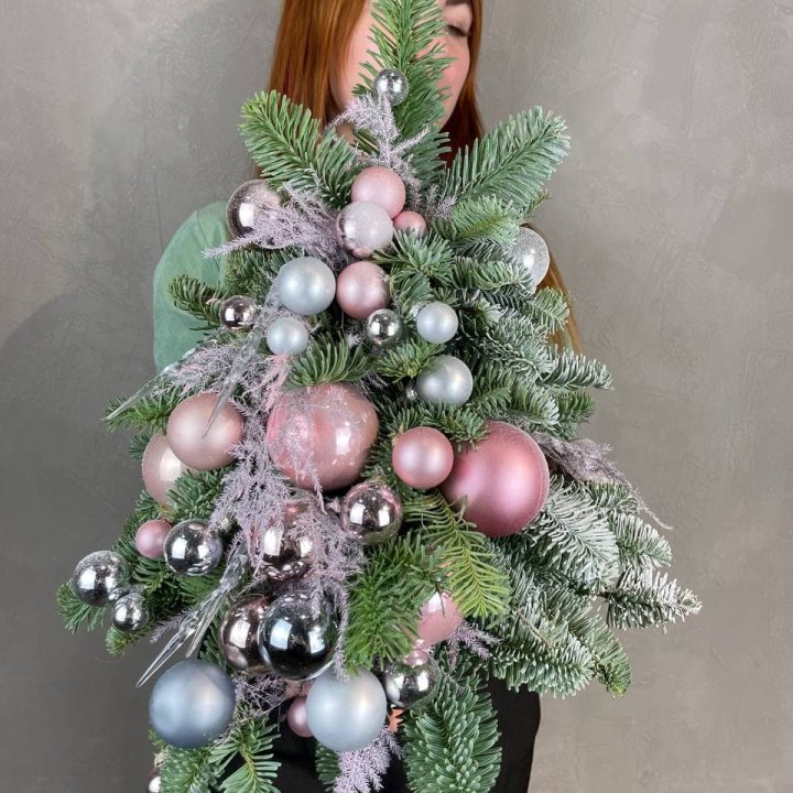 Новогодняя елочка "Розе голд" в Ярославле