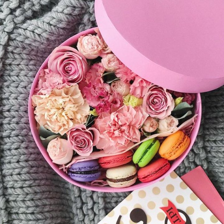 Цветочный бокс пинк в Ярославле