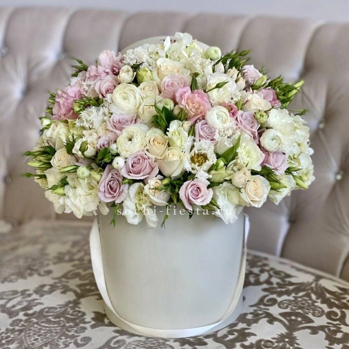 Цветочный бокс "Ловинг" в Ярославле