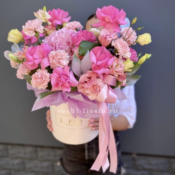 Цветочный бокс "Сальма" в Ярославле