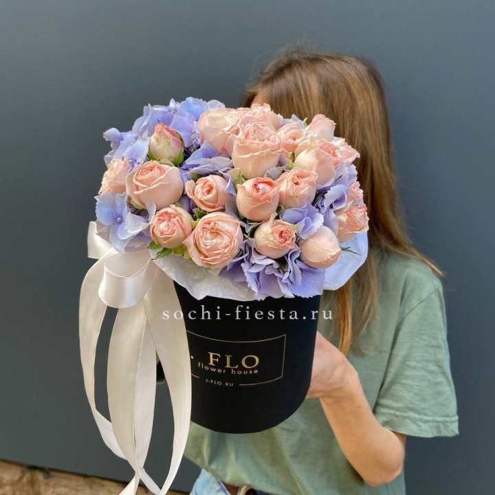 Бокс бомбастик и гортензия в Ярославле