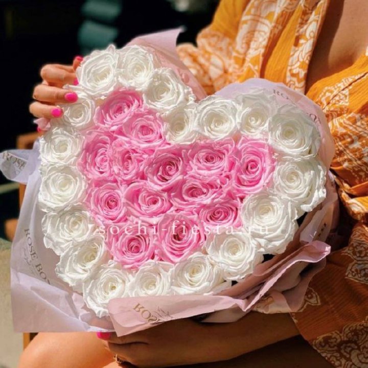 Бокс сердце с розами №2 в Ярославле