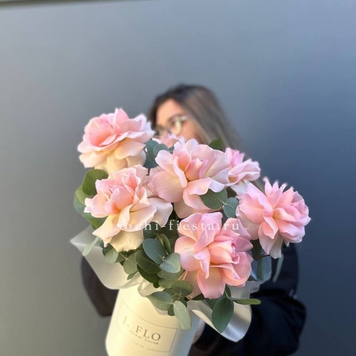 Французские роз в боксе в Ярославле