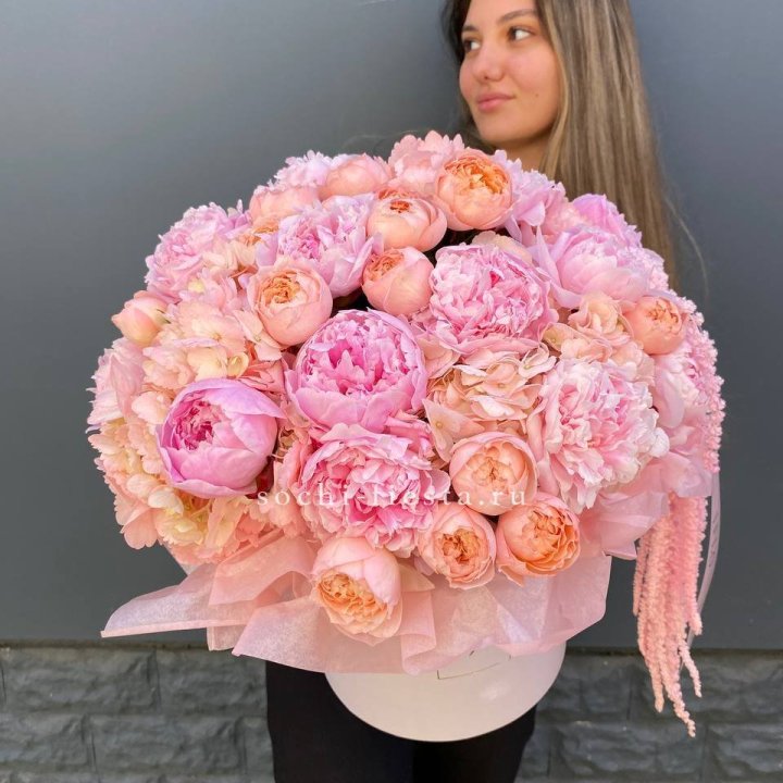 Коробка с пионами "Дабл фловер" в Ярославле