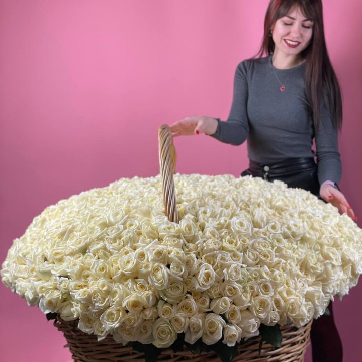 1001 белая роза в Ярославле