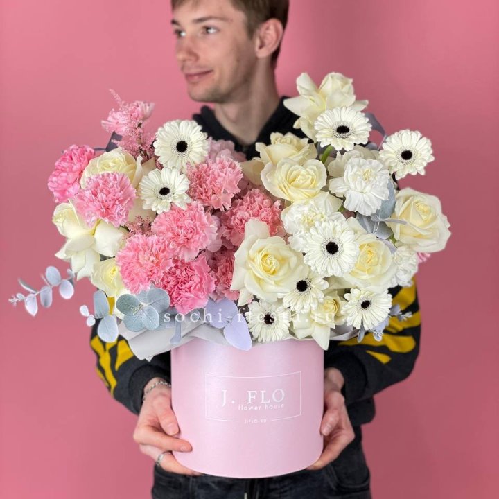 Дизайнерский бокс "Индира" с доставкой в Ярославле