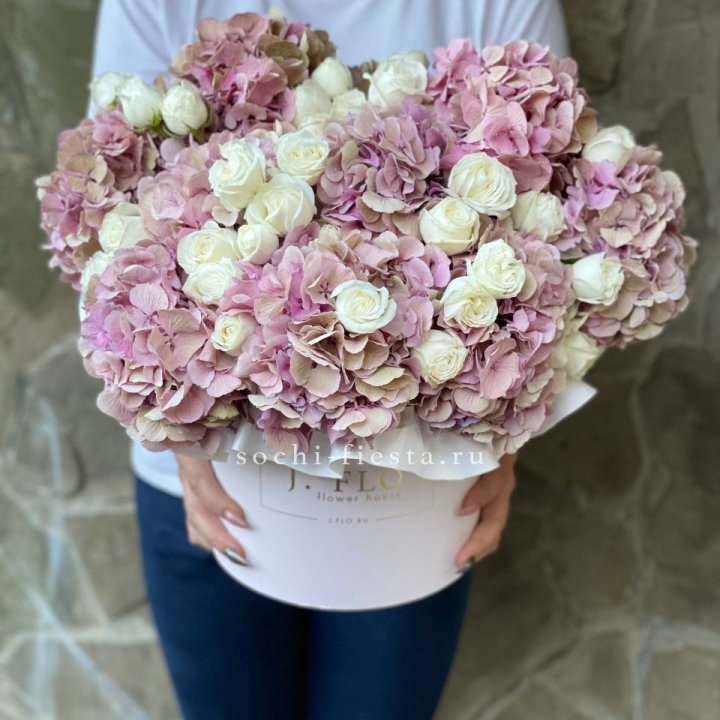 Бокс "Изобела пинк" в Ярославле