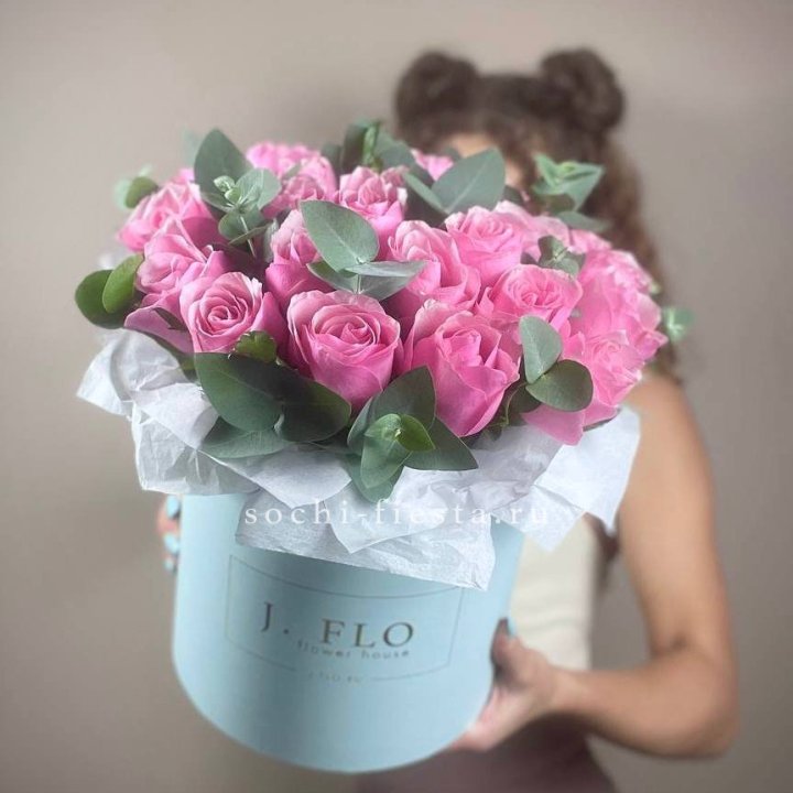 Бокс 27 роз в Ярославле