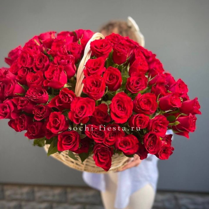 121 красная роза в корзине   в Ярославле