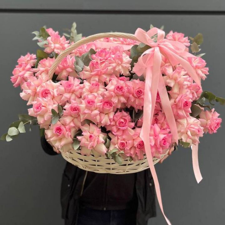 51 розовая роза в корзине в Ярославле