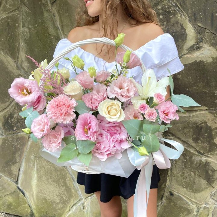 Авторская корзина "Миа" в Ярославле