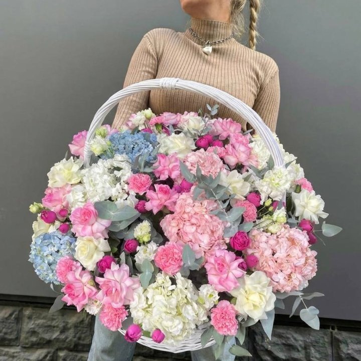 Цветочная корзина №3 с доставкой в Ярославле