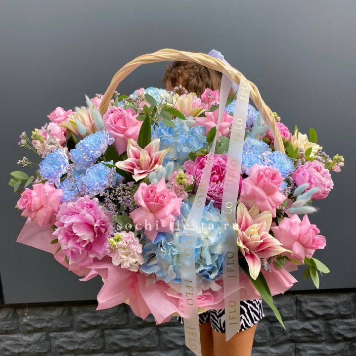 Яркая корзина "Летнее настроение" в Ярославле