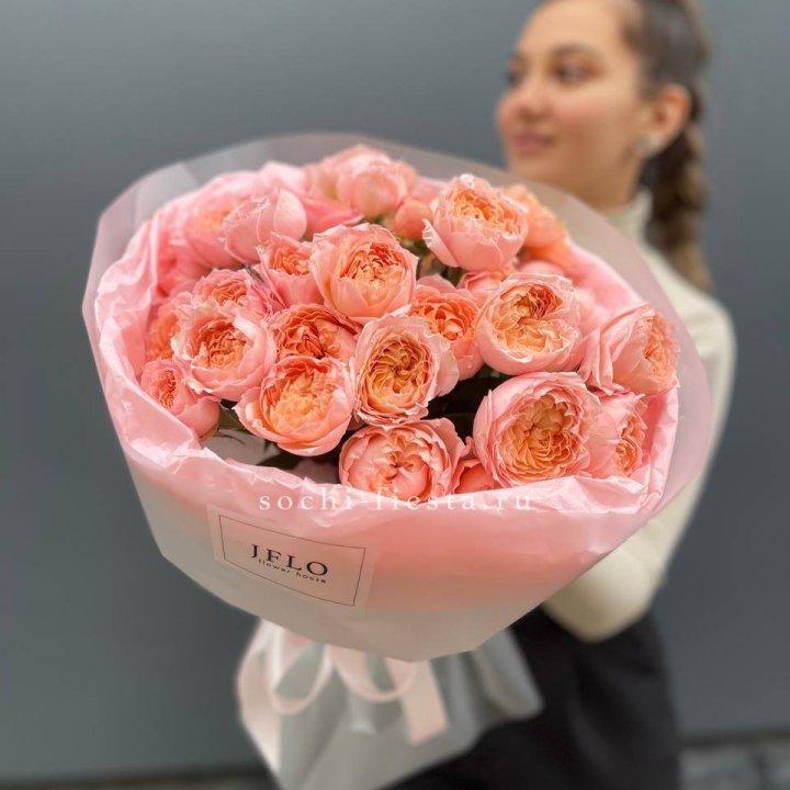 Букет из пионовидных роз Джульетта в Ярославле