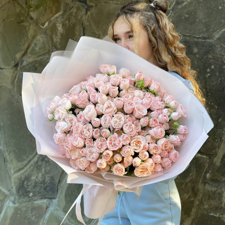 45 роза бомбастик Крем в Ярославле