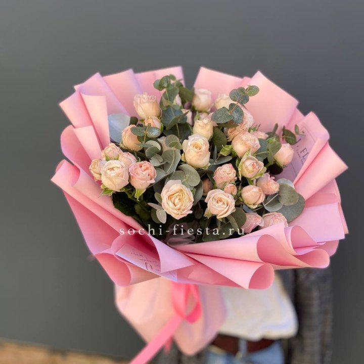 Букет пионовидных роз Cute Love в Ярославле