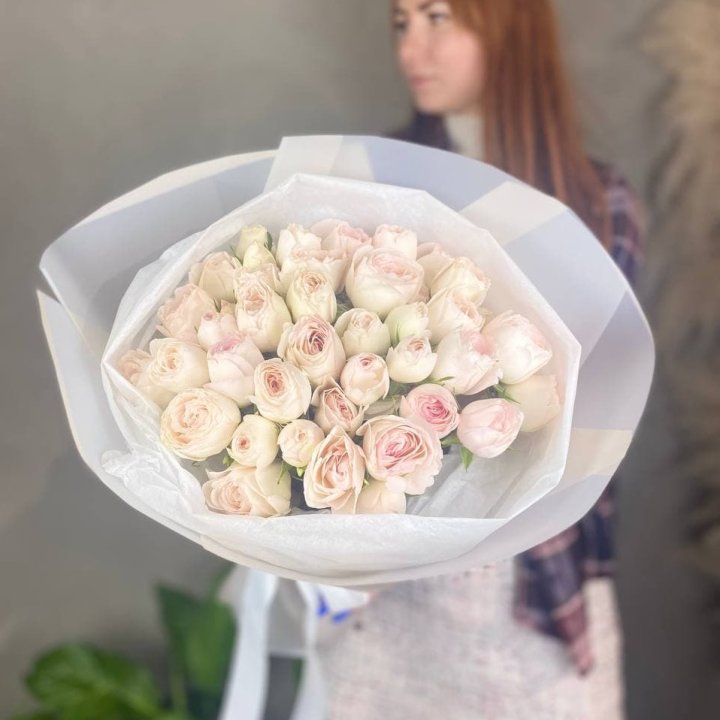 Букет кустовых роз в Ярославле