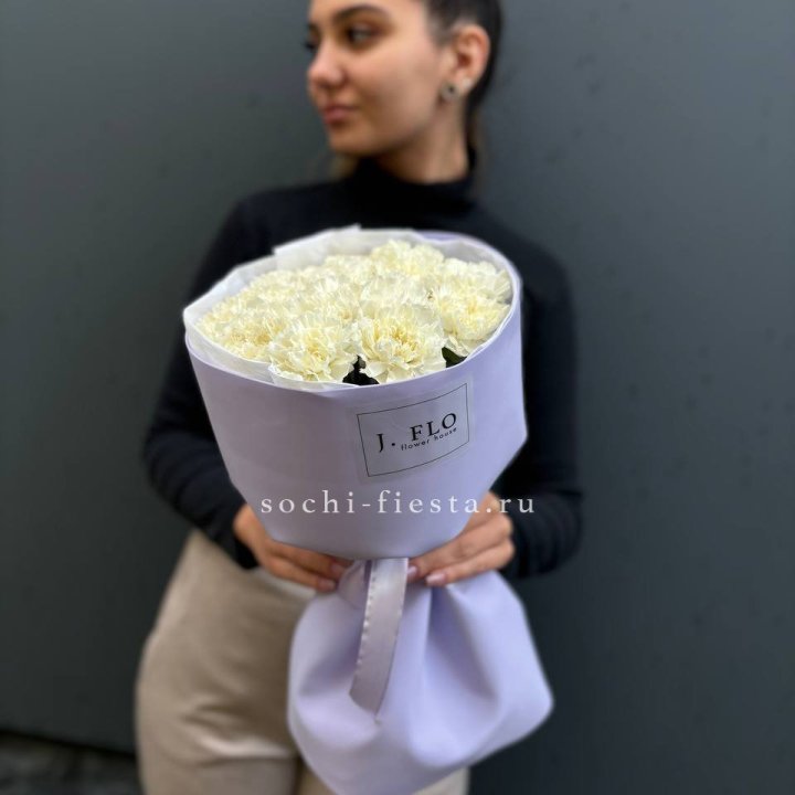 Букет белых диантусов в Ярославле