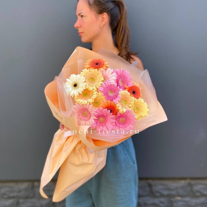 Букет разноцветных гербер в Ярославле