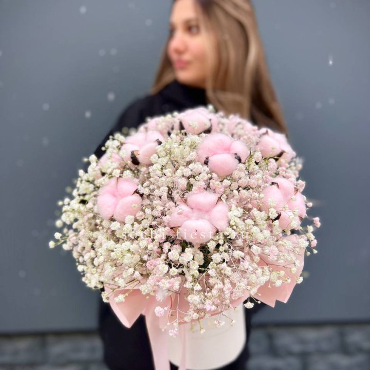 Гипсофилы с хлопком в шляпной коробке в Ярославле