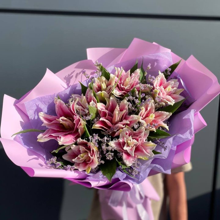 Букет пионовидных лилий №4 в Ярославле